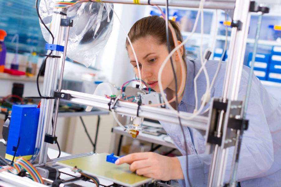 Stagiaire de la formation modélisation et impression 3D à Tarbes